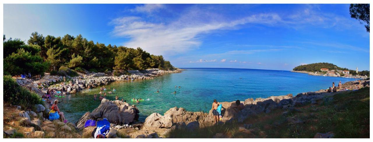 Beautiful Apartments Ksenija Mali Lošinj Esterno foto
