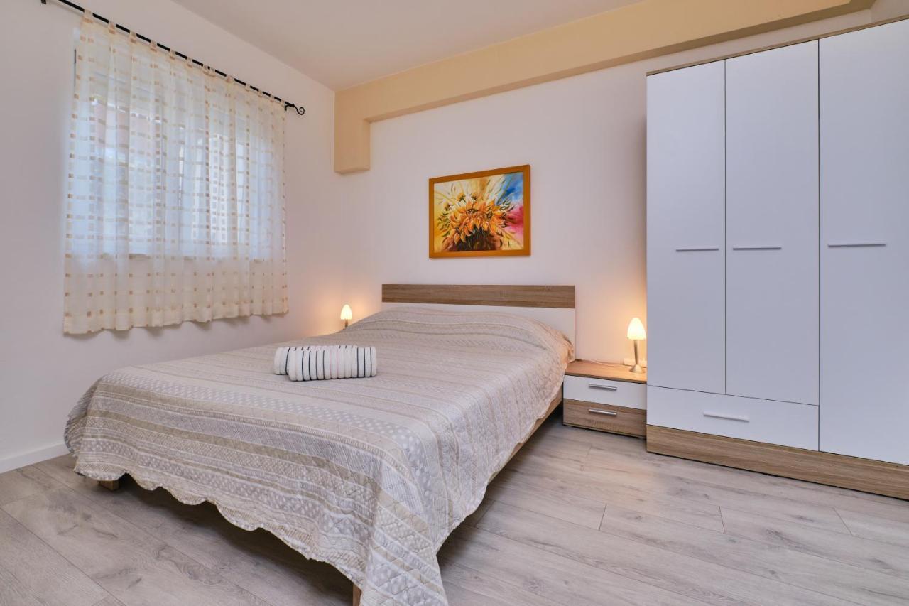 Beautiful Apartments Ksenija Mali Lošinj Esterno foto
